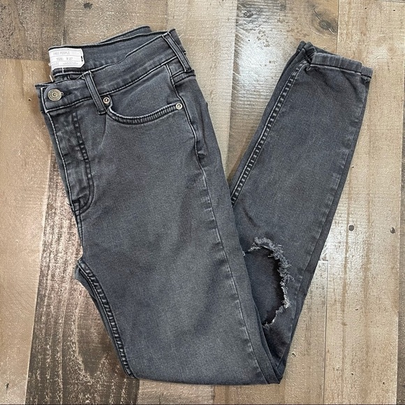 Free People Distressed Skinny Jean size 27 - Picture 10 of 10